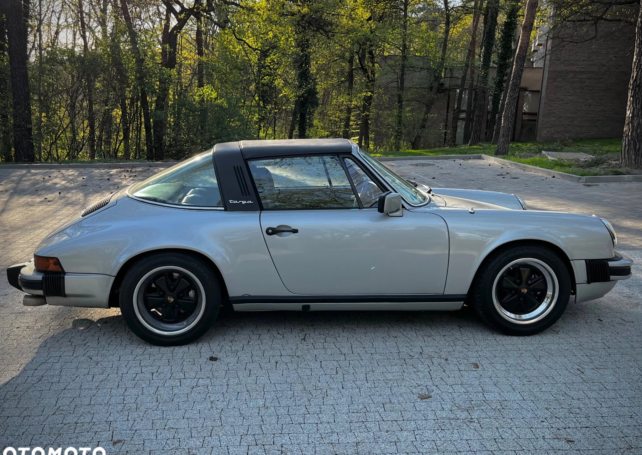 Porsche 911 cena 370000 przebieg: 72000, rok produkcji 1978 z Kraków małe 631